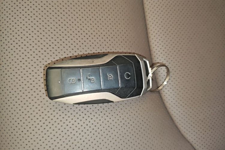 BYD Han 2021 car image #9