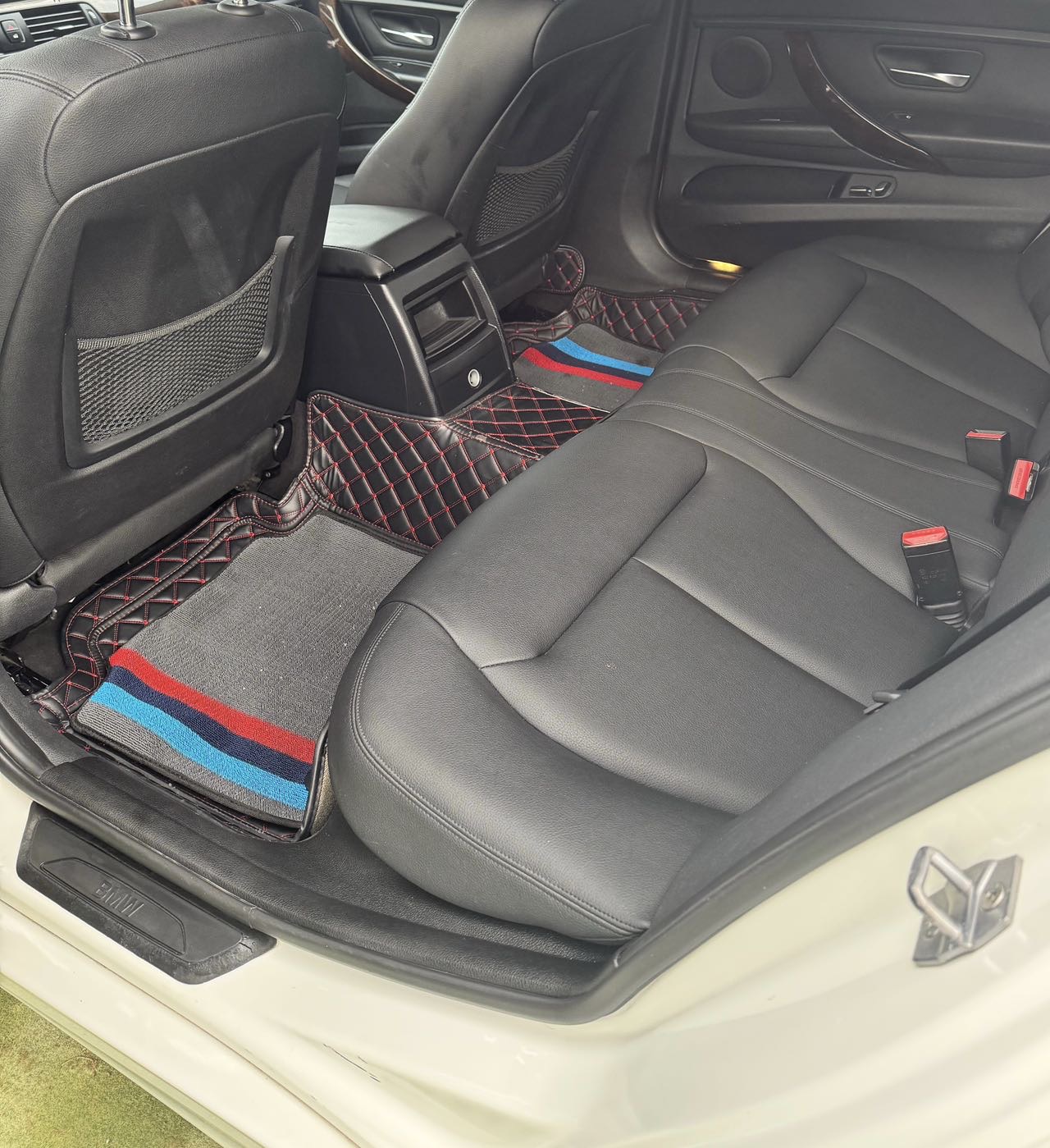 BMW 3 Series 2012 #5 BMW 3 Series 2012 car image #5