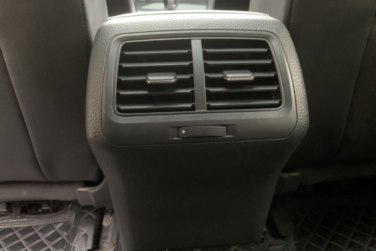 Volkswagen Golf 2018 #18 Volkswagen Golf 2018 car image #18