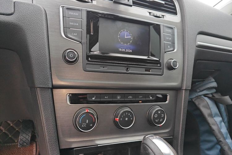 Volkswagen Golf 2017 #17 Volkswagen Golf 2017 car image #17
