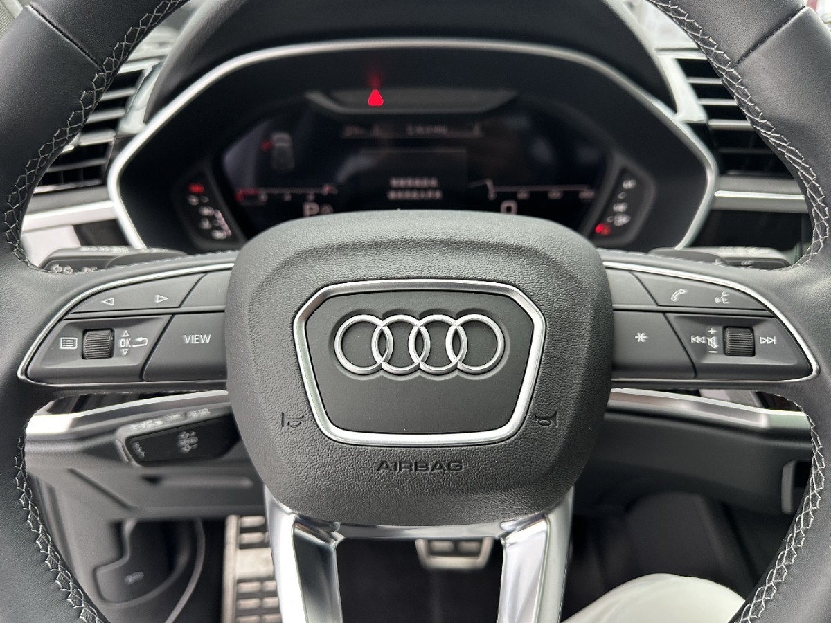 Audi Q3 2023 #13 Audi Q3 2023 car image #13