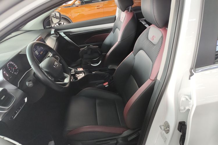 GEELY Coolray 2021 #19 GEELY Coolray 2021 car image #19