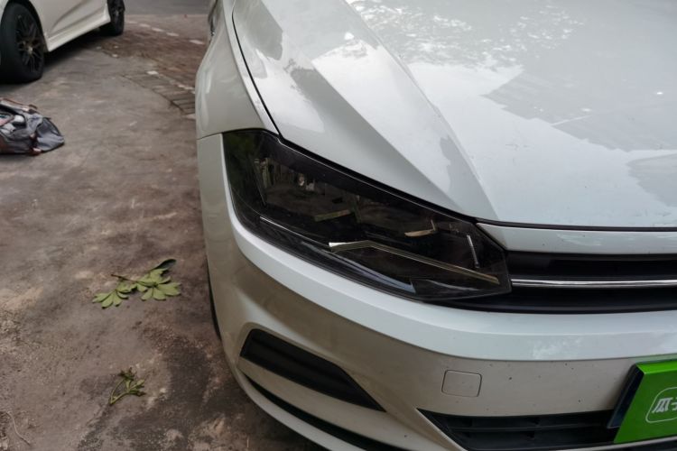Volkswagen Polo 2025 car image #8