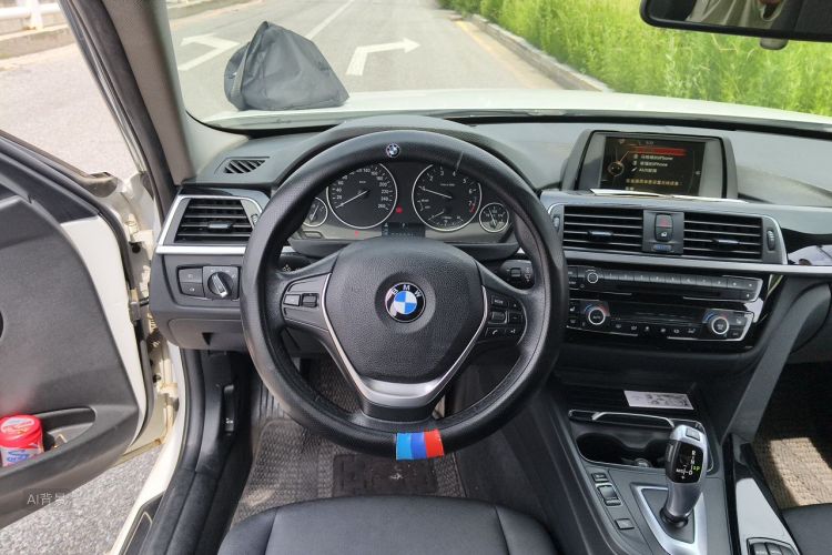 BMW 3 Series 2017 #12 BMW 3 Series 2017 car image #12