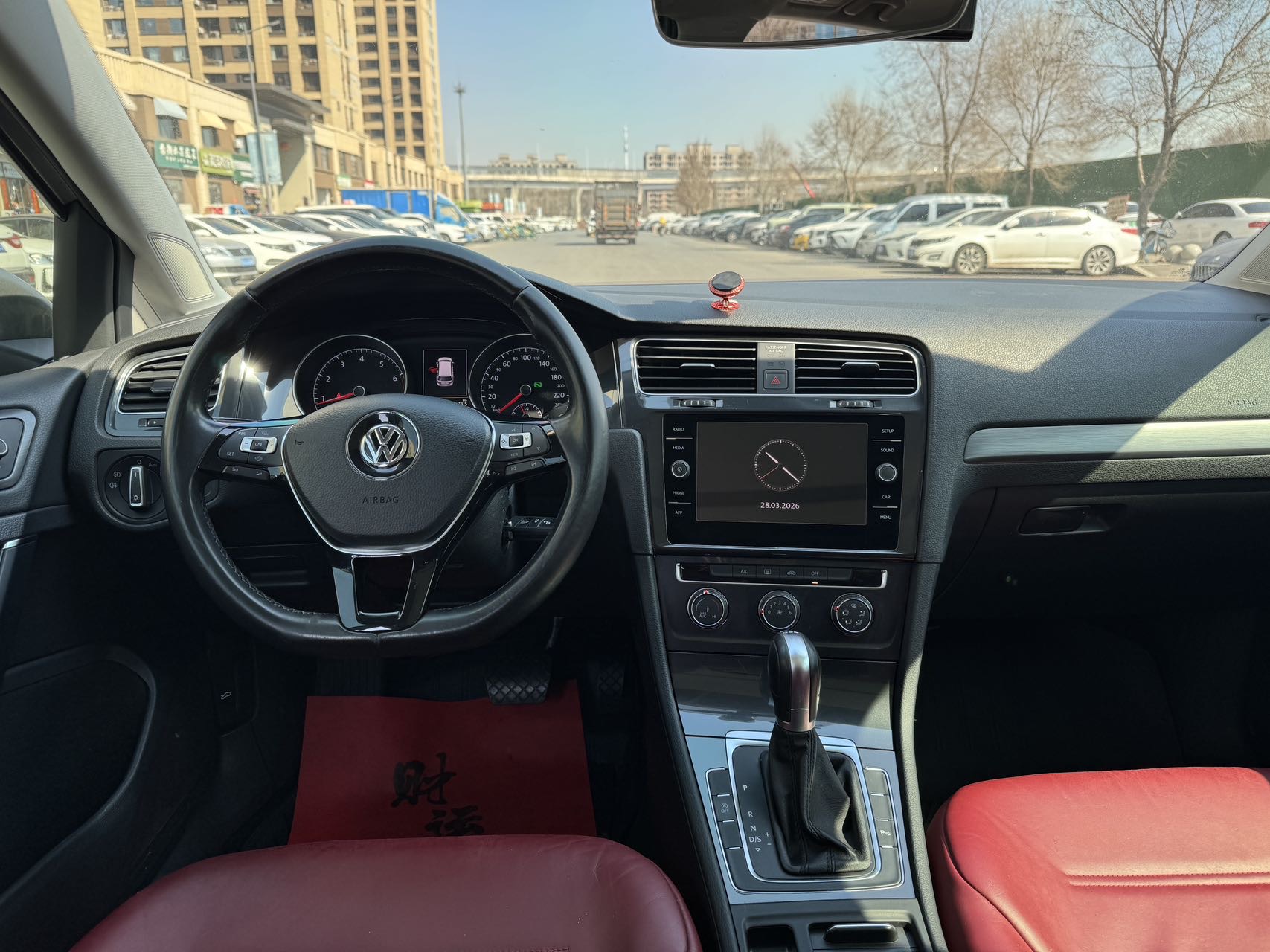 Volkswagen Golf (Imported) 2019 #5 Volkswagen Golf (Imported) 2019 car image #5