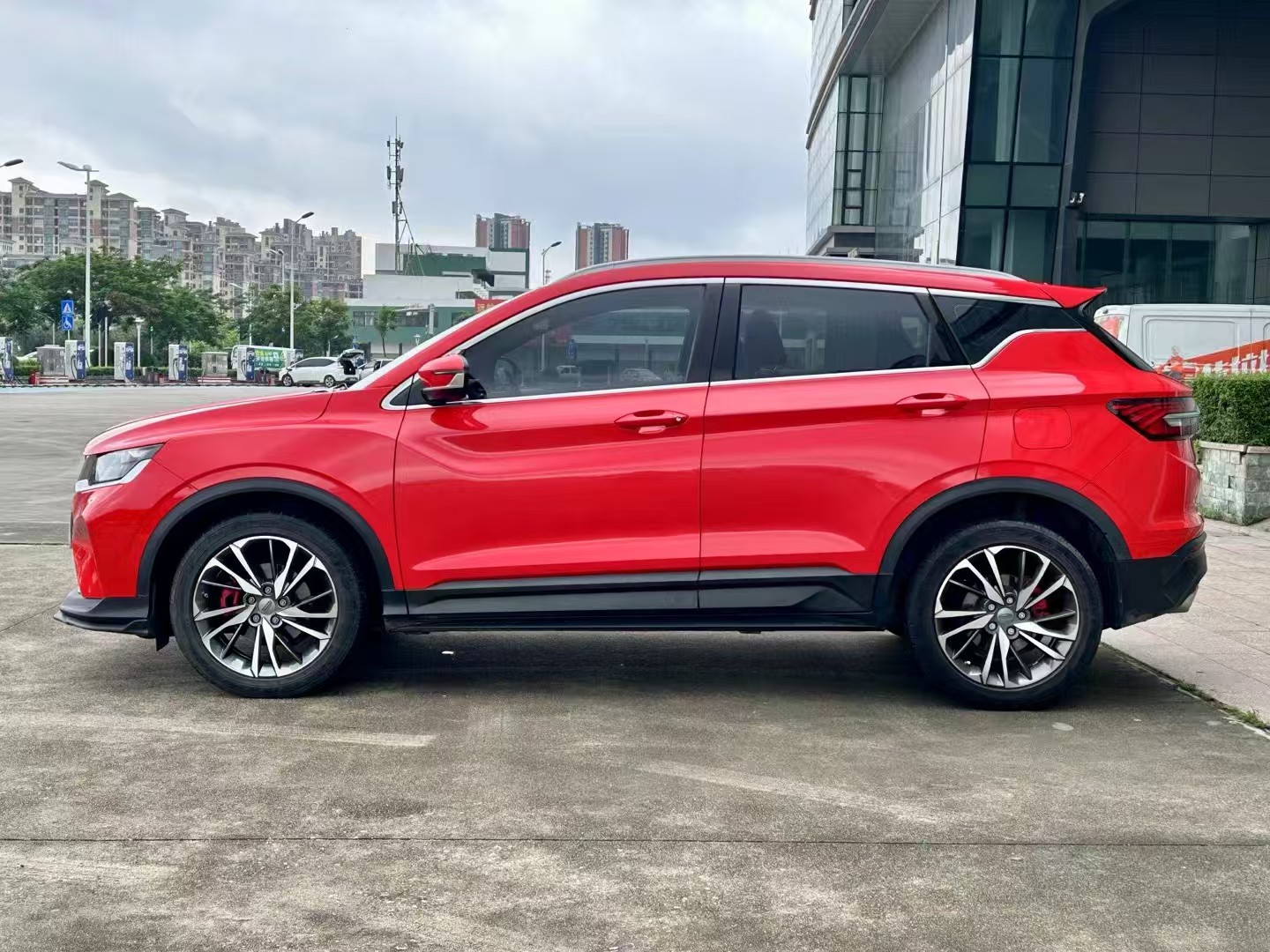 GEELY Coolray 2021 car image #7