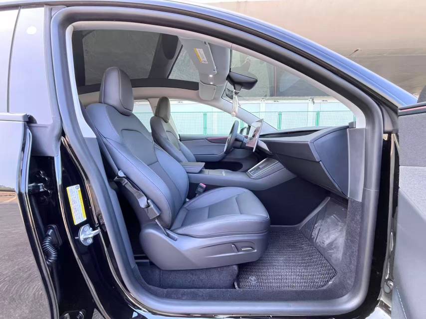 Tesla Model Y 2025 #8 Tesla Model Y 2025 image de voiture #8