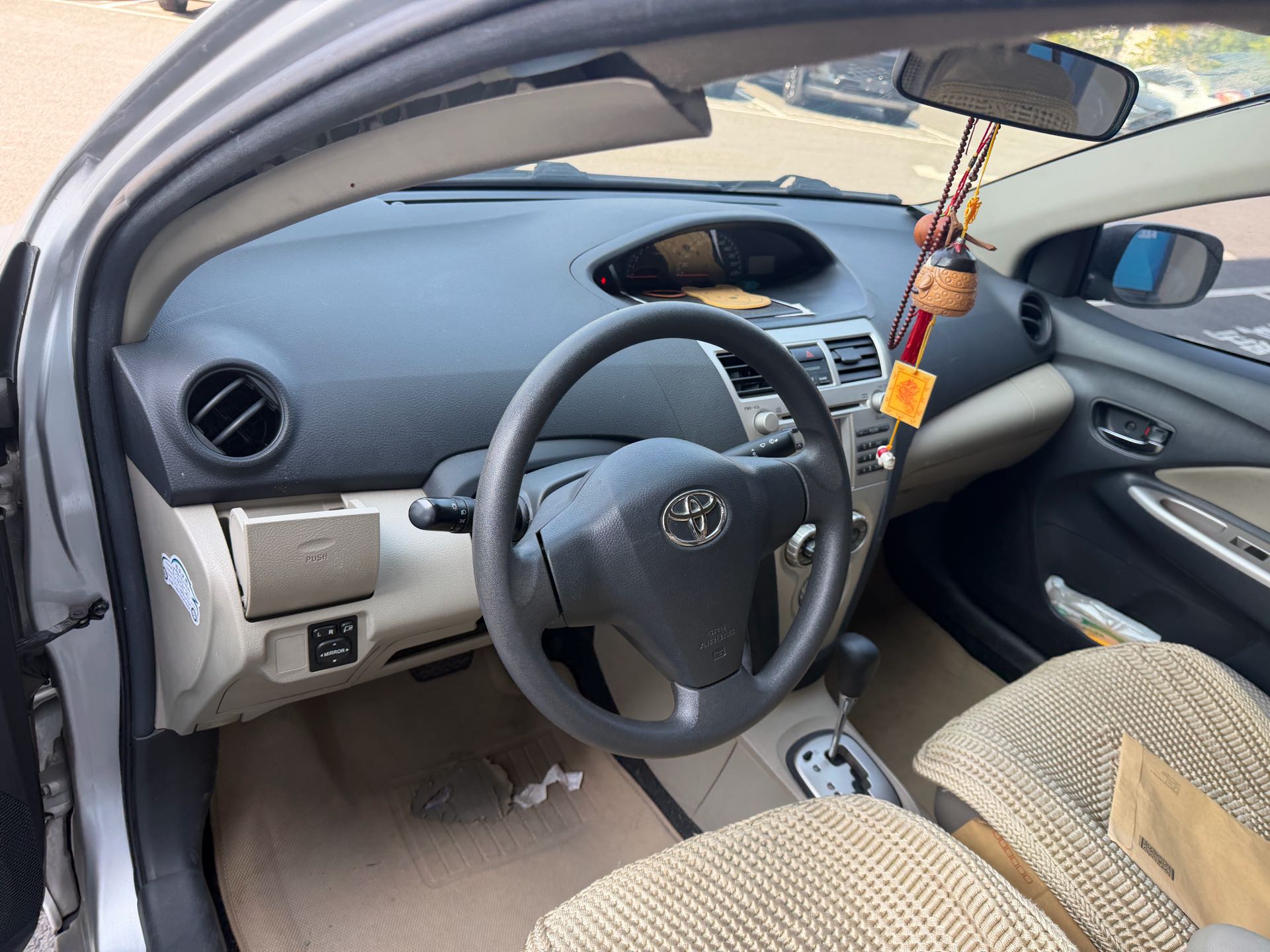Toyota Vios 2010 #3 Toyota Vios 2010 صورة سيارة #3