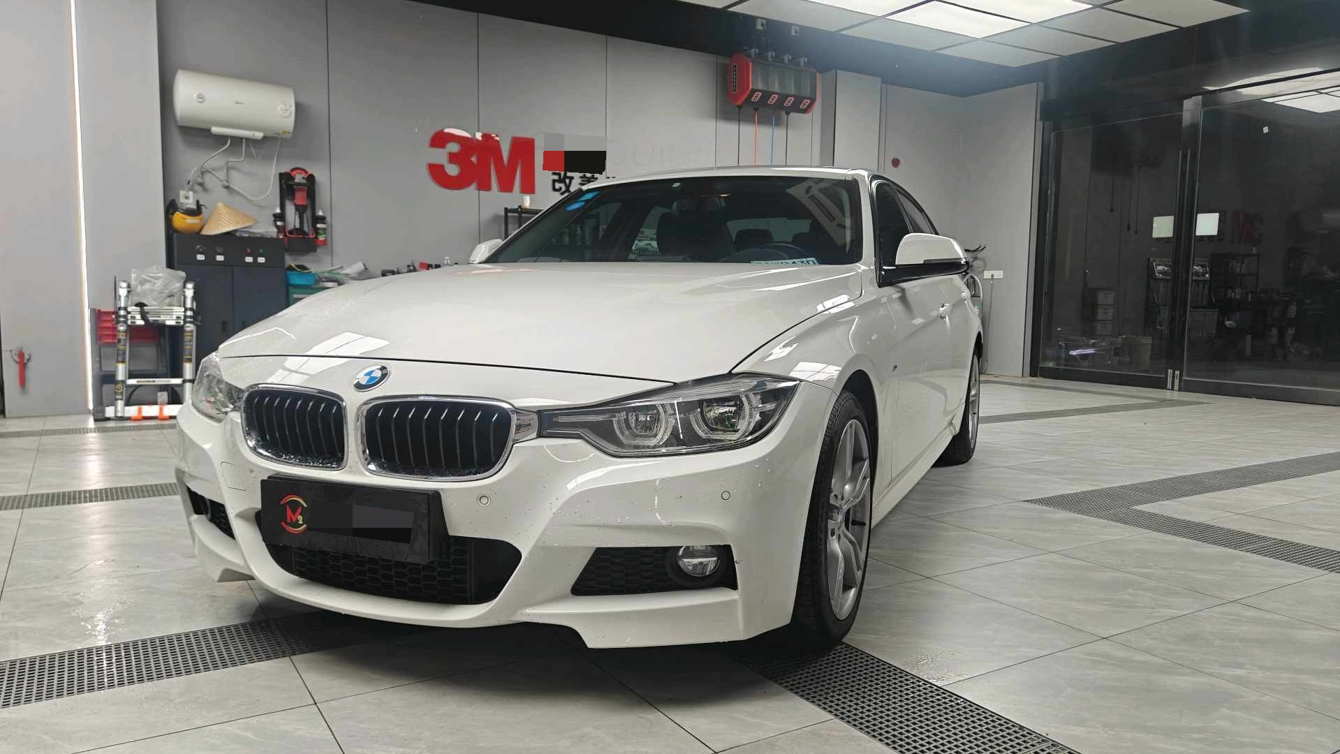 BMW 3 Series 2017 BMW 3 Series 2017 car image