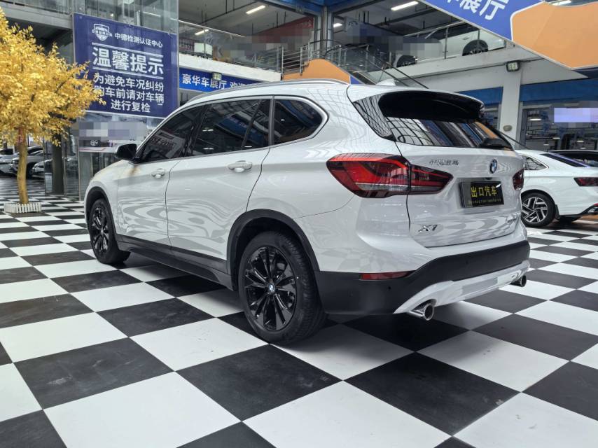 BMW X1 2022 car image #4