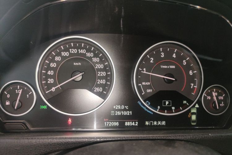 BMW 3 Series 2018 #16 BMW 3 Series 2018 car image #16