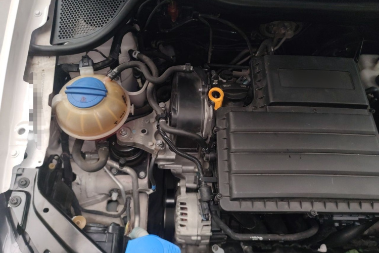 Volkswagen Polo 2016 car image #28