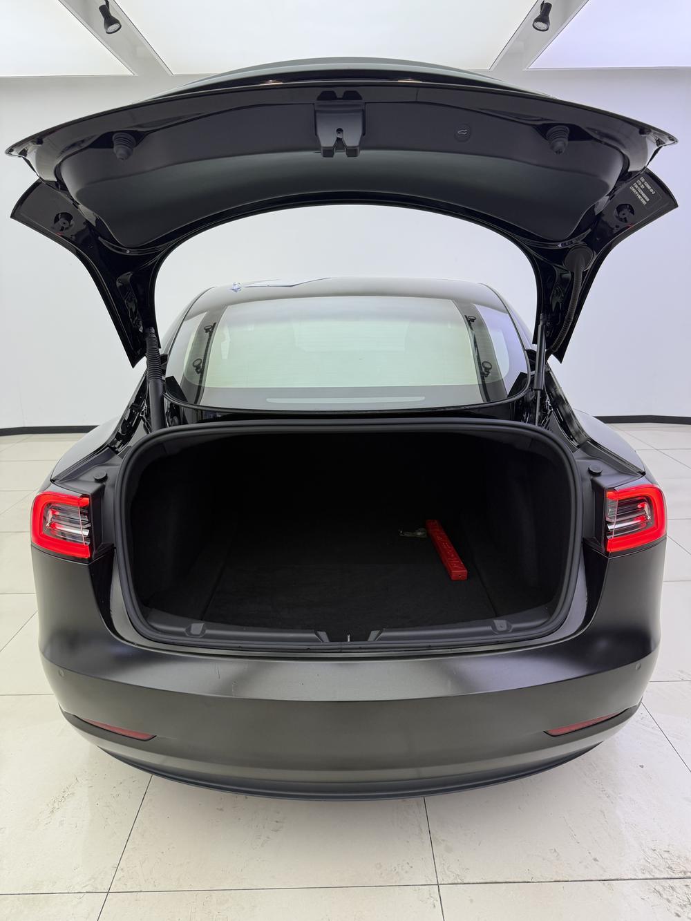 Tesla Model 3 2021 #17 Tesla Model 3 2021 car image #17