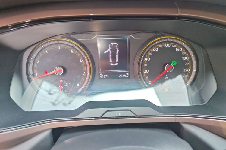 Volkswagen Tharu 2019 #12 Volkswagen Tharu 2019 car image #12