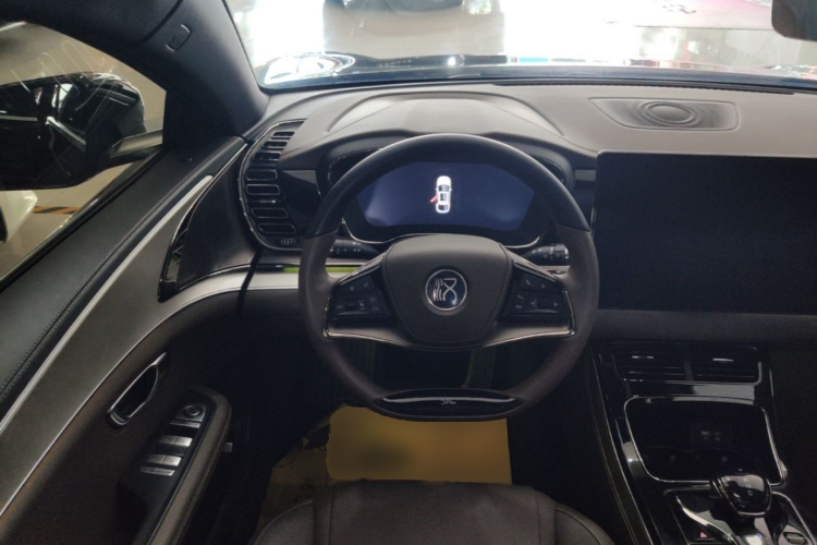 BYD Han 2024 car image #11