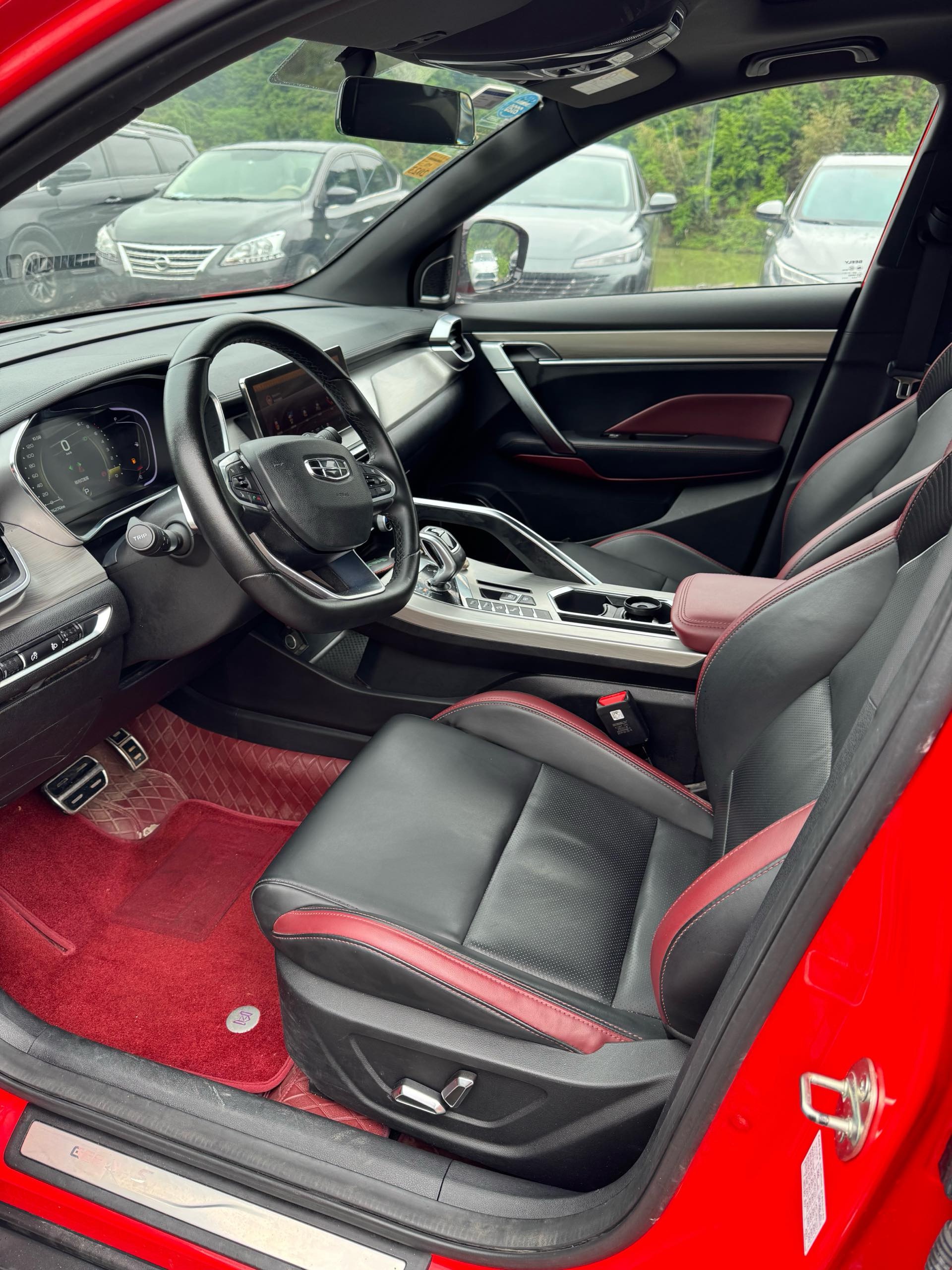 GEELY Coolray 2019 car image #6