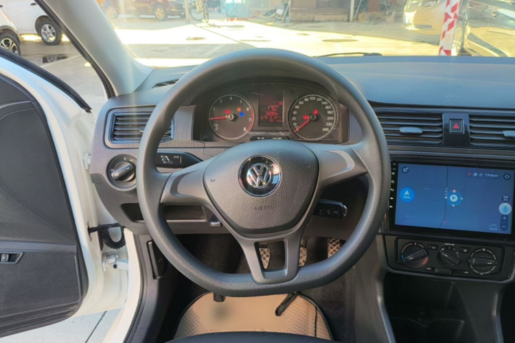 Volkswagen Santana 2020 #15 Volkswagen Santana 2020 car image #15