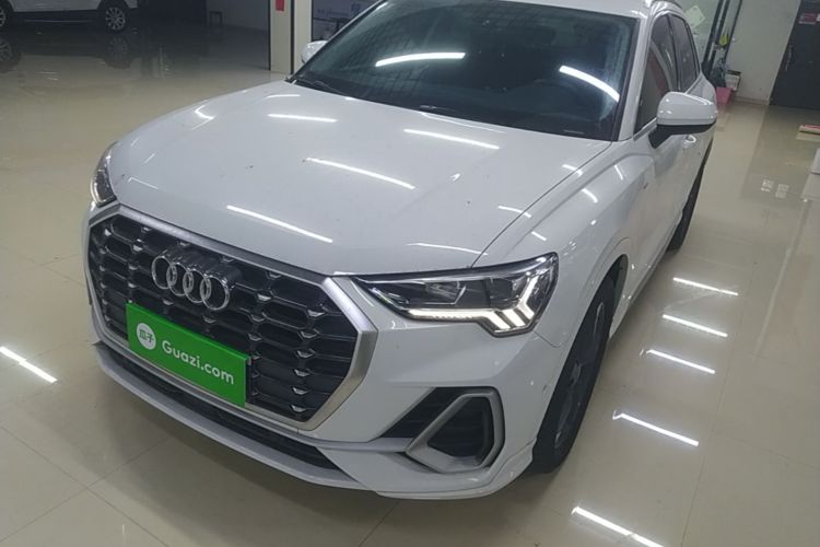 Audi Q3 2021 #2 Audi Q3 2021 car image #2