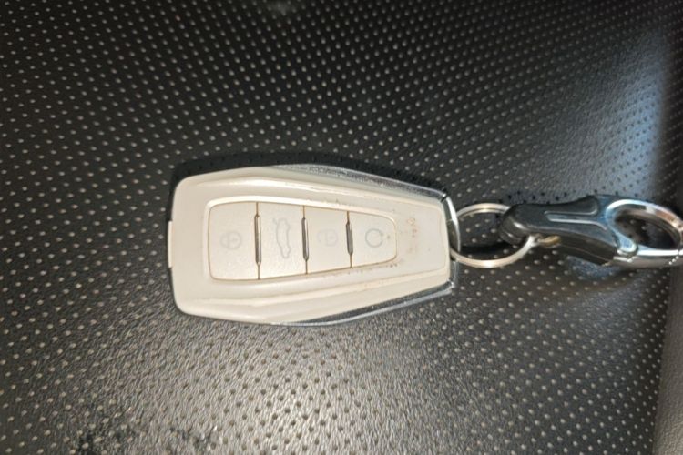GEELY Emgrand L HiP 2023 car image #14