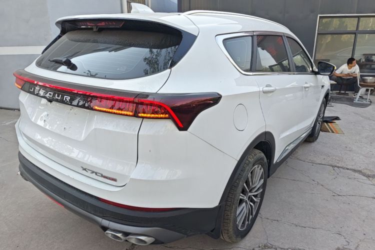 Jetour X70 PLUS 2025 car image #7
