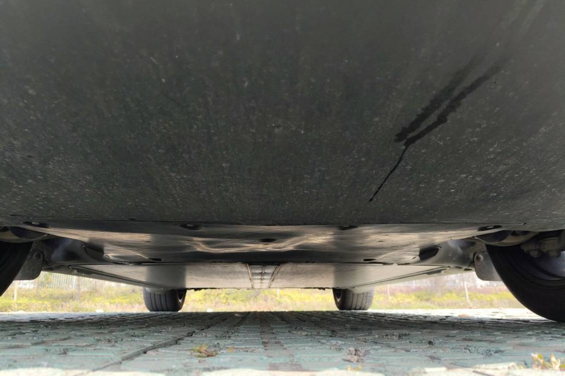 Tesla Model Y 2024 car image #13