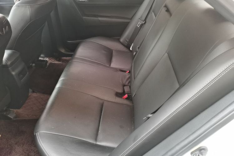 Toyota Corolla 2018 car image #17