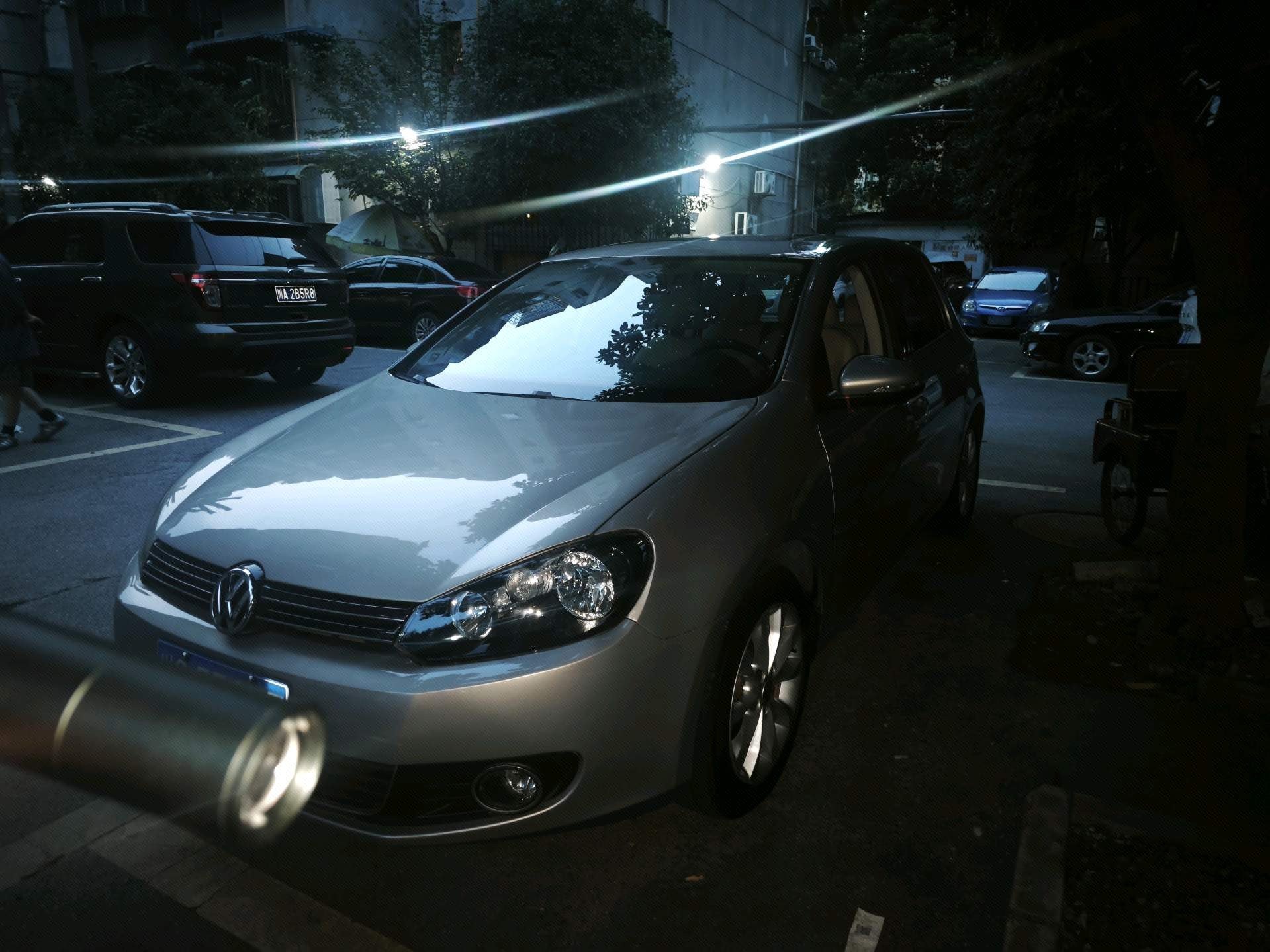 Volkswagen Golf 2014 car image 
