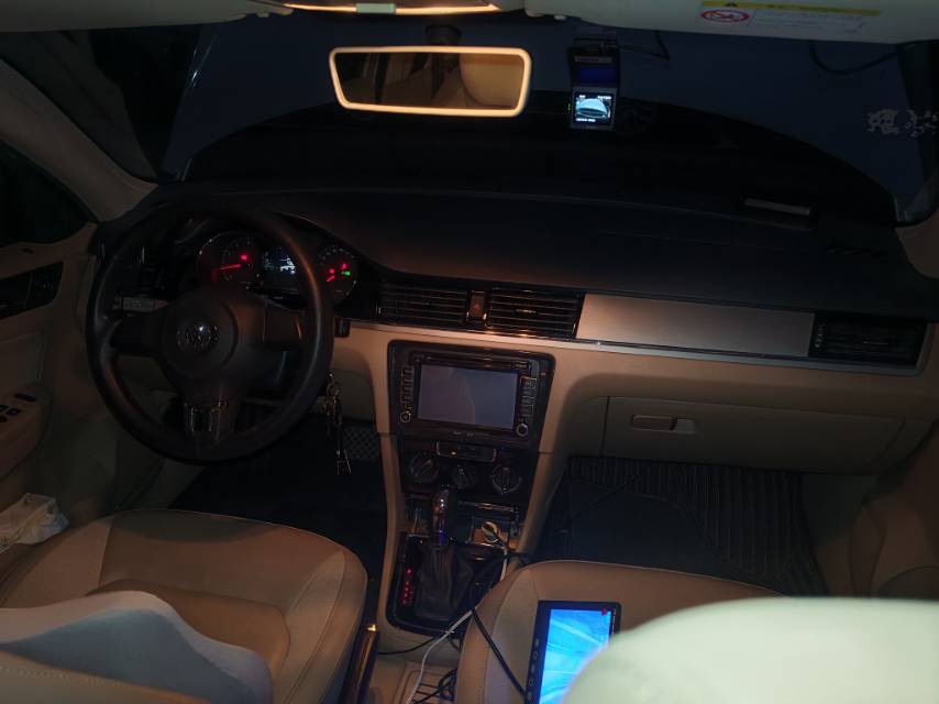 Volkswagen Bora 2015 car image #3