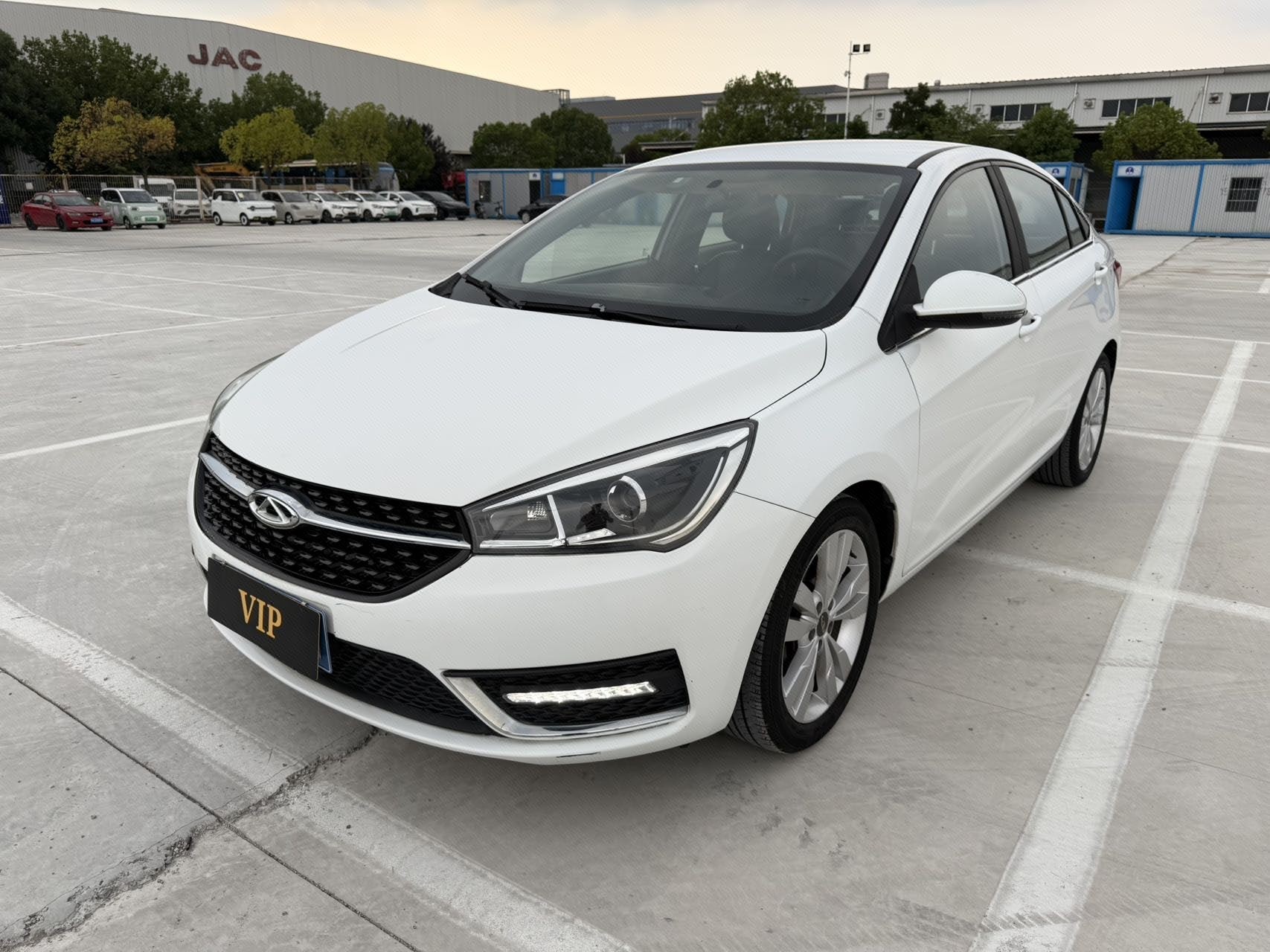 Chery Arrizo 5 2016 car image 