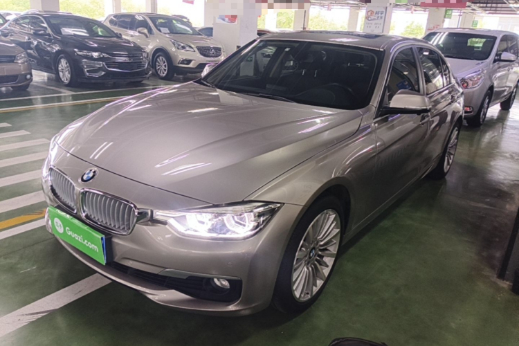 BMW 3 Series 2018 #2 BMW 3 Series 2018 car image #2
