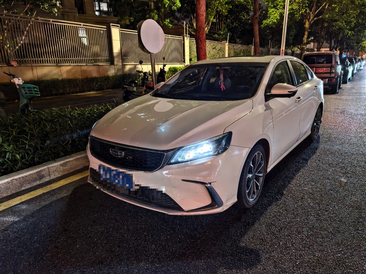 GEELY Binray 2021 GEELY Binray 2021 car image