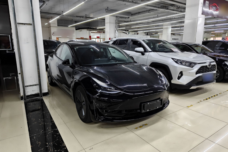 Tesla Model 3 2023 #4 Tesla Model 3 2023 car image #4