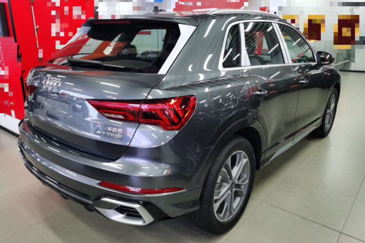 Audi Q3 2025 #7 Audi Q3 2025 car image #7