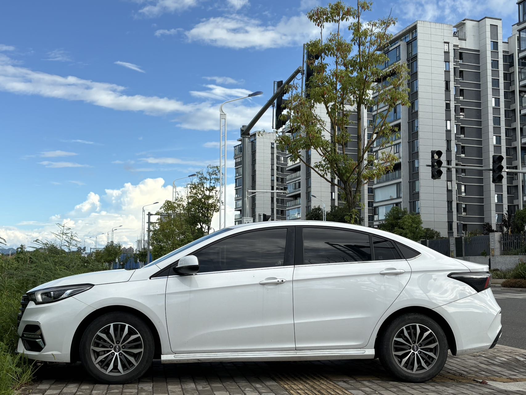 Chery Arrizo 5 Plus 2023 car image #7