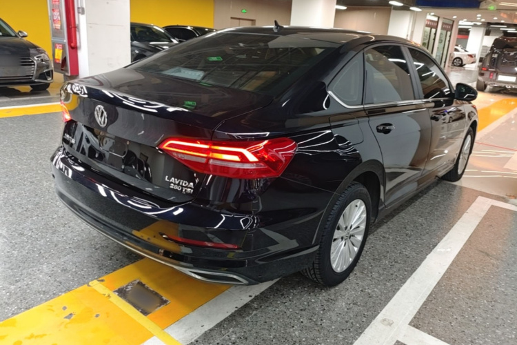 Volkswagen Lavida 2019 #7 Volkswagen Lavida 2019 car image #7