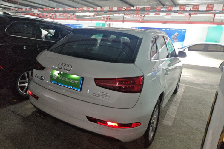 Audi Q3 2018 #5 Audi Q3 2018 car image #5