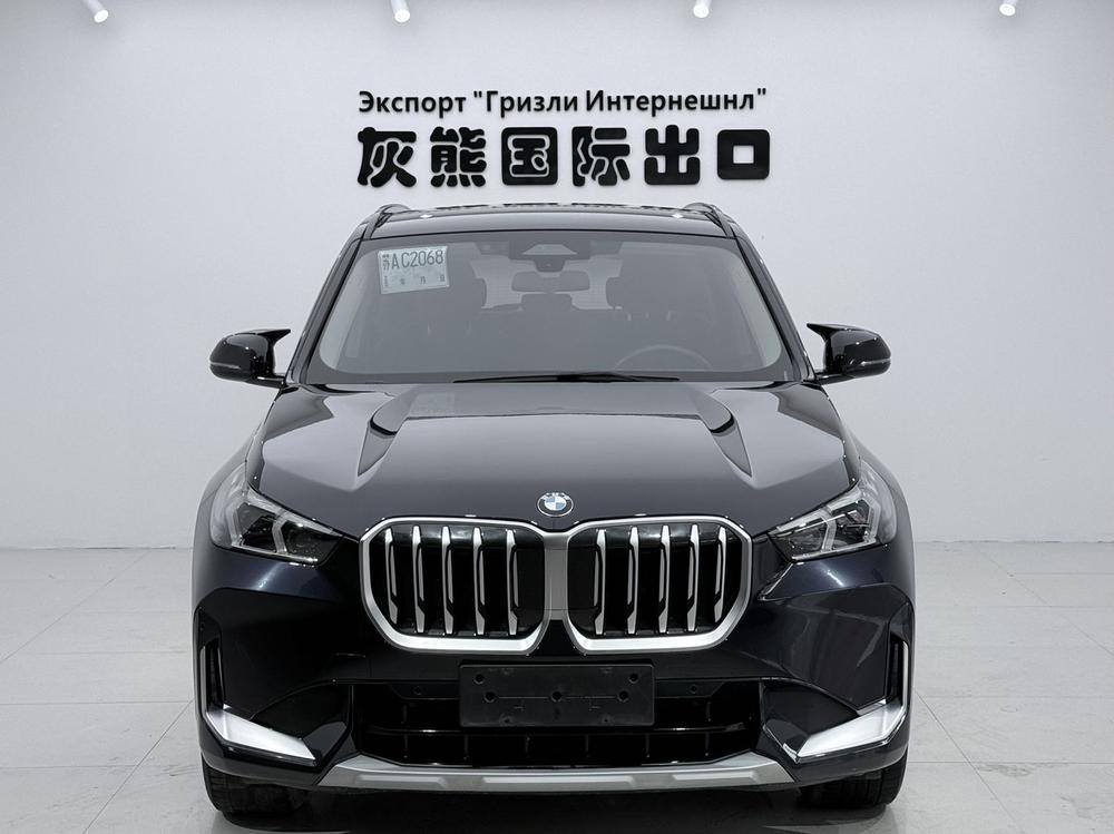 BMW X1 2023 car image #2