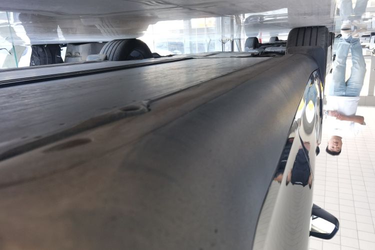 Tesla Model Y 2024 car image #27