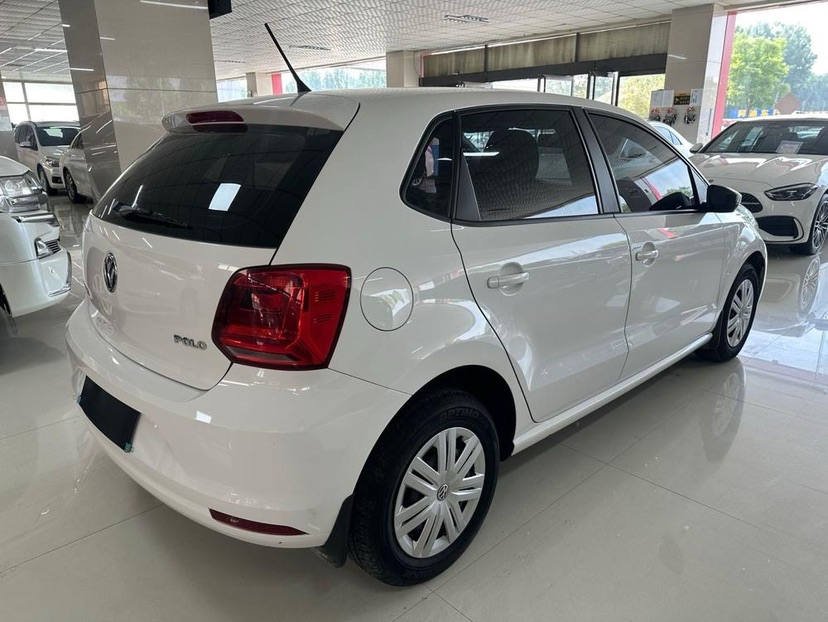 Volkswagen Polo 2014 #4 Volkswagen Polo 2014 car image #4