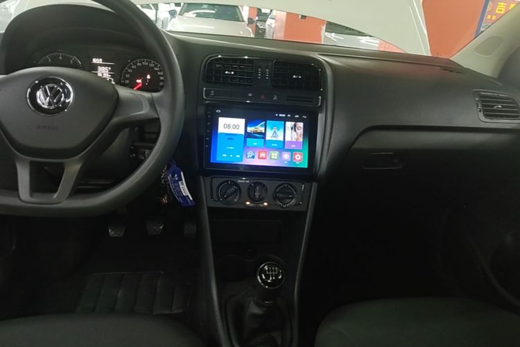 Volkswagen Polo 2018 #13 Volkswagen Polo 2018 car image #13