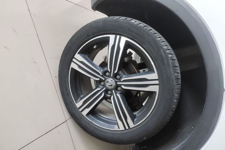 MG ZS 2020 car image #10