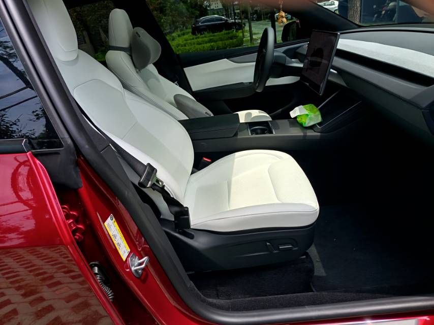 Tesla Model Y 2026 #2 Tesla Model Y 2026 immagine di auto #2