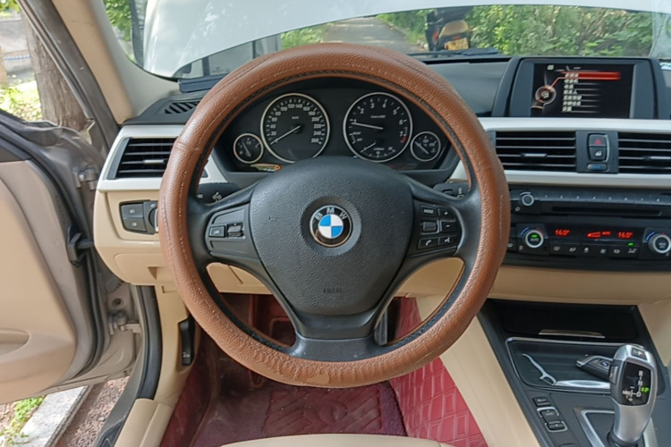 BMW 3 Series 2017 #15 BMW 3 Series 2017 car image #15