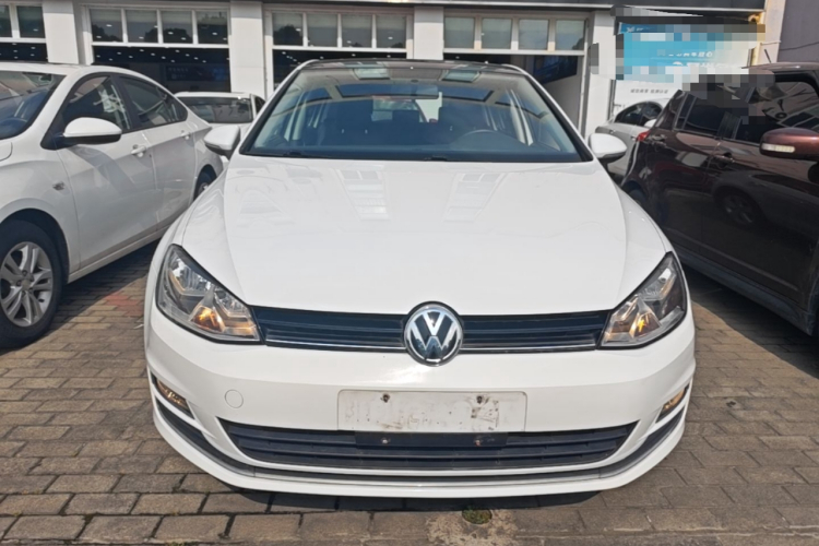 Volkswagen Golf 2016 car image #3