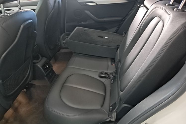 BMW X1 2018 #13 BMW X1 2018 car image #13