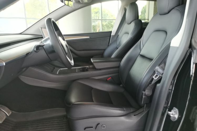 Tesla Model Y 2021 #15 Tesla Model Y 2021 car image #15