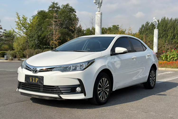 Toyota Corolla 2019 #2 Toyota Corolla 2019 car image #2