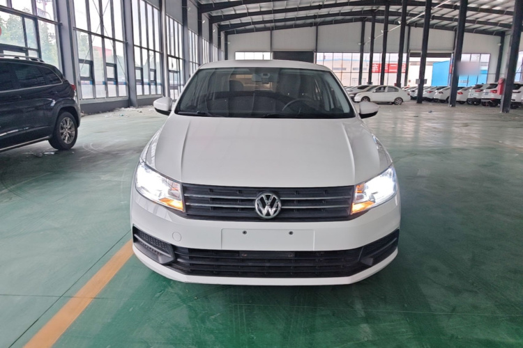 Volkswagen Santana 2022 car image #3