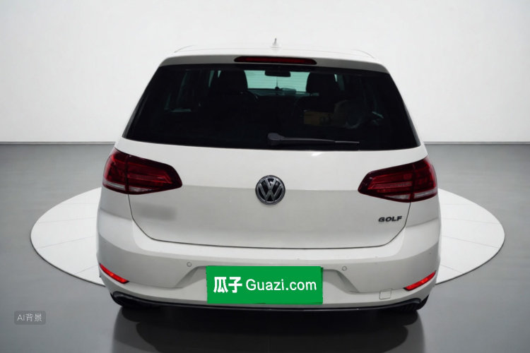 Volkswagen Golf 2019 car image #6