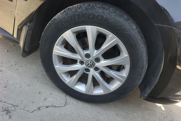 Volkswagen Lavida 2015 car image #9